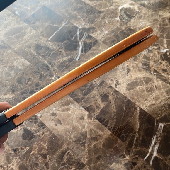 🏸 - Picture 5 of 5